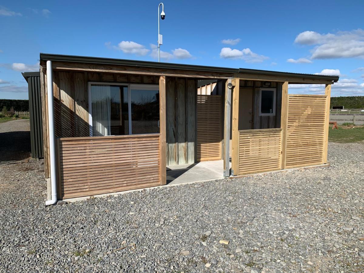 The Log Cottage Rangiora Ngoại thất bức ảnh